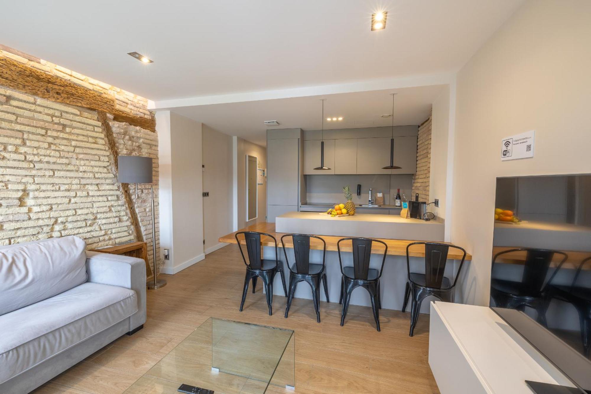 Appartamento Tuapartamento - Boutique Plaza Del Castillo 29 Pamplona Esterno foto